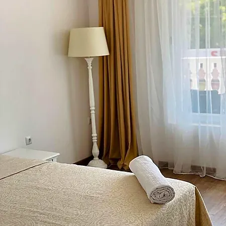 Avenue Hotell 2*
